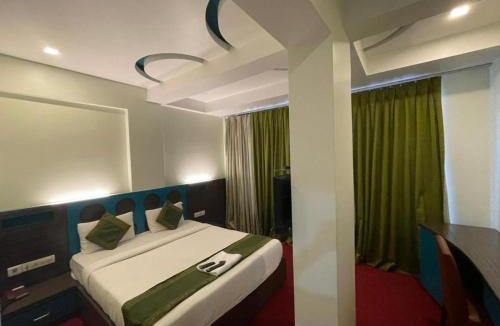 Amarnath Hotel | Hotel Shubham Suites