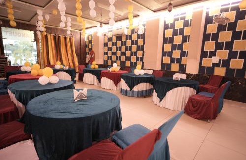 Shivalik Nagar Hotel | Hotel SR Grand