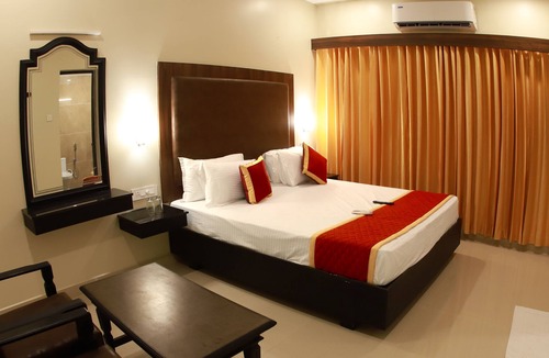 Kanyakumari Hotel | Hotel Sri Devi