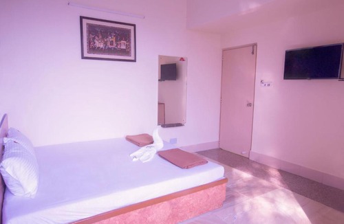 Parthasarathy Puram Hotel | Hotel Suriya International