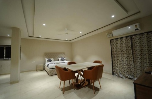 Raichur Hotel | Hotel Vanthara inn