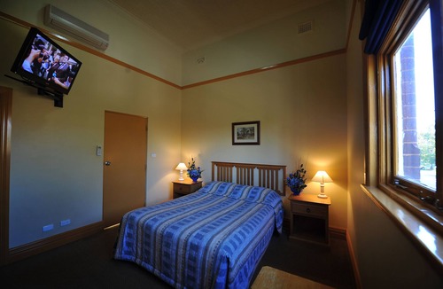 Griffith Hotel | Hotel Victoria - Griffith