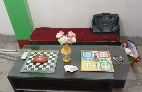 Siliguri Hostel | Hotel Wale Bhaiya - Siliguri