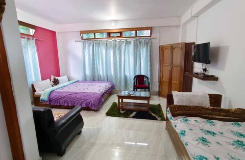 Tawang Hotel | Hotel White Tara