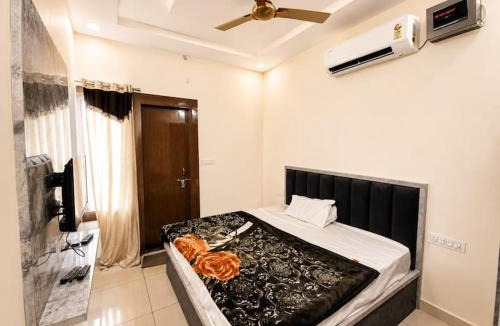 Hisar Hotel | HotelTree