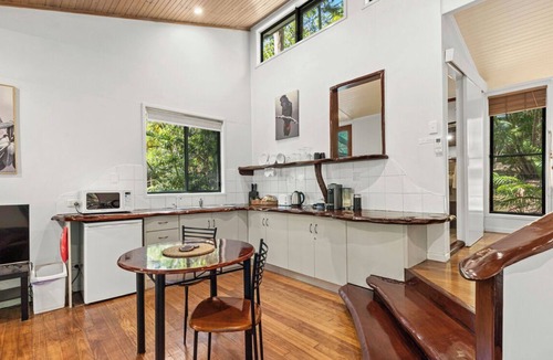 Hunchy Bed & Breakfast | Hunchy Hideaway