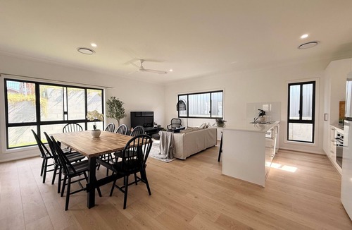 North Rothbury House | Hunter Valley 4BR Retreat in North Rothbury