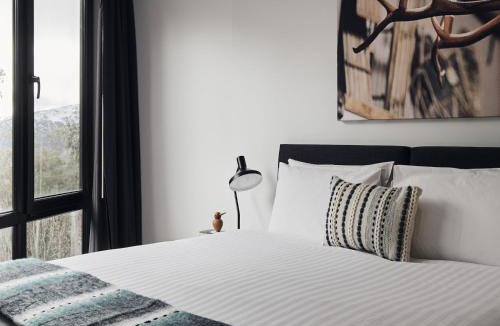 Falls Creek Hotel | Huski Apartments Falls Creek