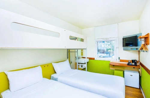 Watson Hotel | ibis Budget Canberra