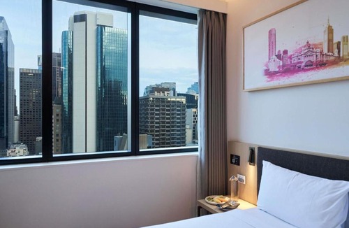 Melbourne Central Business District Hotel | ibis Melbourne Central