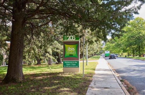 Narrabundah Hotel | ibis Styles Canberra