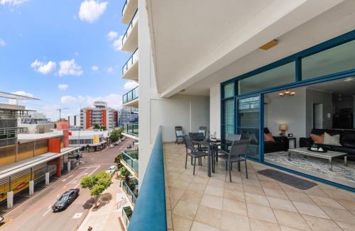 Darwin City Centre Apartment | Ideal CBD Location with Harbour Views Pool Gym & BBQ