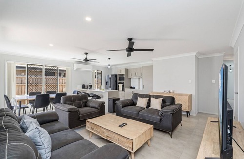 Eli Waters House | Ideal for Tradies and Nurses