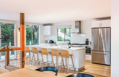 Yallingup House | Idlehour Panoramic Retreat by Yallingup Beach