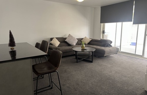 Belconnen Apartment | Immaculate 1-BR getaway in ACT