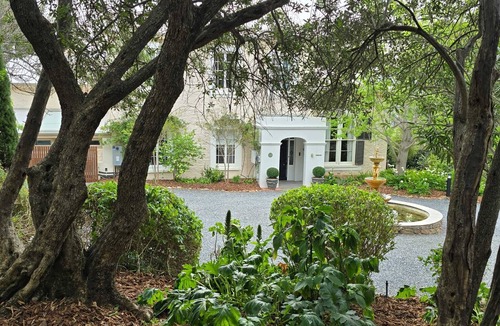 Burnside Villa | Immerse yourself in the impeccable accommodation of this elegant Adelaide estate