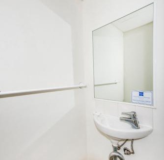 Windsor Hotel | Imperial Motel Windsor