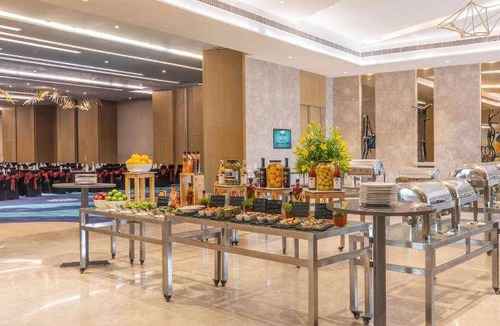 Vijayawada Hotel | 130 m² Hotel ∙ 2 bedrooms ∙ 127 guests