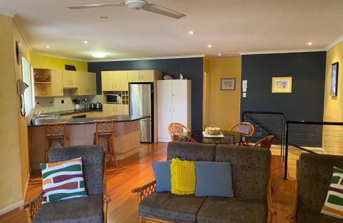Rainbow Beach House | Indigo Place 1 Rainbow Beach