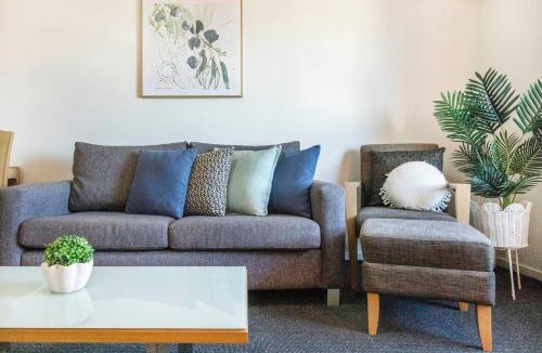 Darwin City Centre Apartment | Inner Bloom - Tropical Chic in the CBD