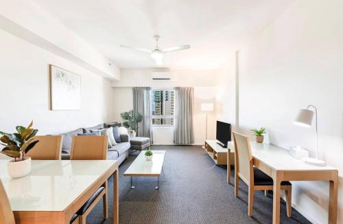 Darwin City Centre Apartment | Inner Bloom - Tropical Chic in the CBD