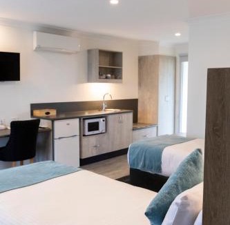 Goonellabah Hotel | Invercauld House
