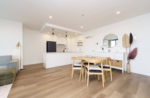 Wright Apartment | Inviting Family-Friendly Sanctuary in Wright
