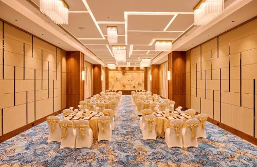 Gurugram Hotel | Iris Sarovar Portico