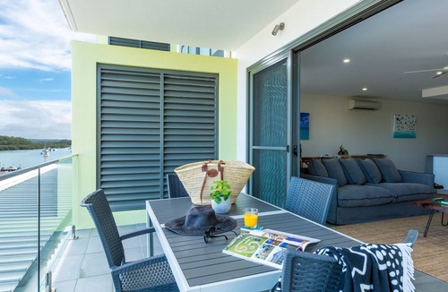 Huskisson Apartment | Ishtar Apartment 5 by Book Jervis Bay - Water Views