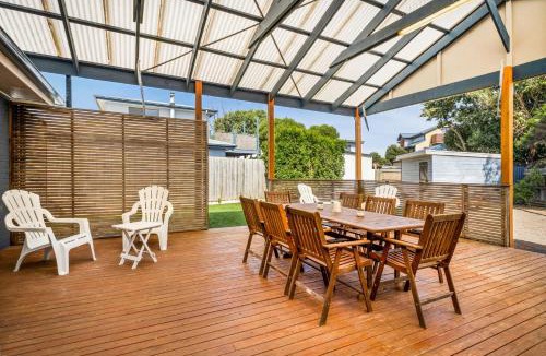 Sunderland Bay House | Island Gem