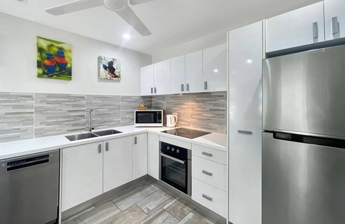 Arcadia Apartment | Island View Unit 2