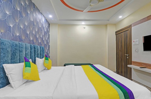 Allahabad House | Itsy by Treebo - Royal Galaxy