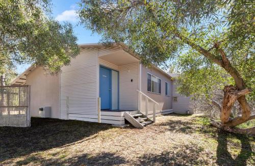 Forge Creek House | Ivanhoe - Waterfront Retreat