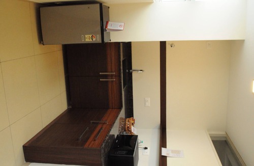 Stage 1 Bed & Breakfast | Ixora Suites
