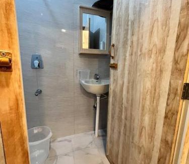 Chennai Apartment | Izi transit stay 19A Airport