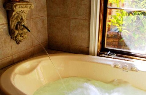 Krondorf House | Jacobs Creek Retreat