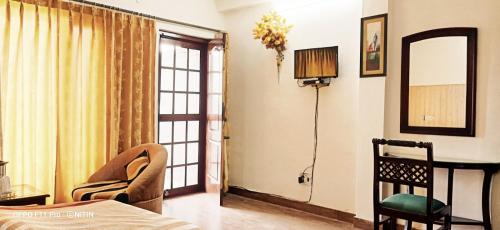 Mukteshwar House | Jaishnavi Homestay And Restaurant