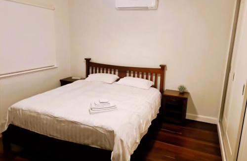 Waroona House | Jarrah Cottage
