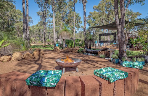 Bedfordale House | Jarrah Valley Escape in Bedfordale by Tiny Away
