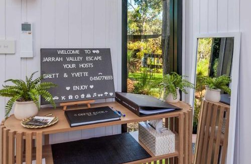 Bedfordale House | Jarrah Valley Escape by Tiny Away