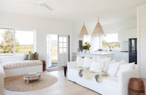 Jaspers Brush Cottage | Jaspers Run Cottage by Contemporary Hotels