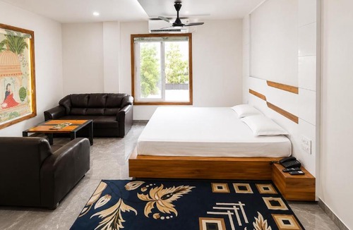 Sikar Hotel | Jhankor Hotel