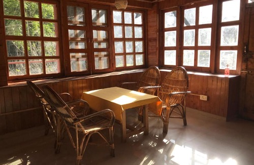 Banjar House | Jibhi Brook Retreat(The Lost Escape)
