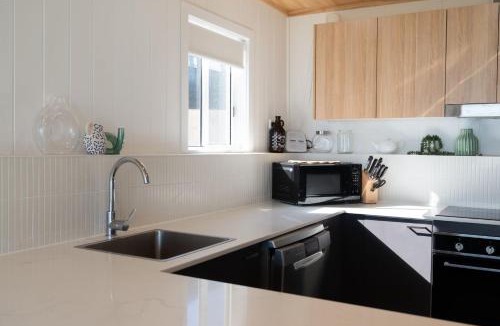 Arrawarra Headland House | Jim & Dots Beachside Escape