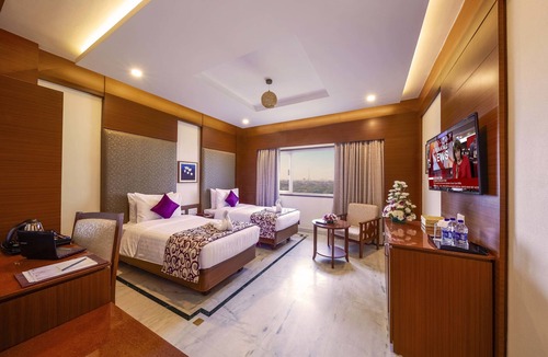 Arumbakkam Hotel | JP Hotel