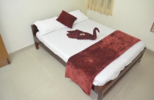 Mayiladuthurai House | JP Nivaas Guest House