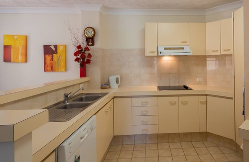 Broadbeach Apartment | Jubilee Views Holiday Apartments