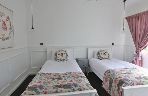 Cessnock House | Juniper Corner-Hunter Valley-A Step back in time!-7 mins to Vineyards