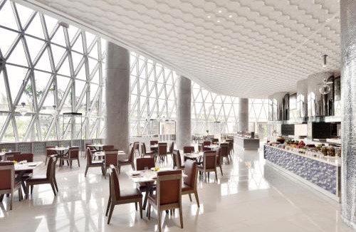 Tangra Hotel | JW Marriott Hotel Kolkata