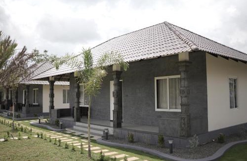 Khattalwada Villa | Kallarackal Hill View Cottage